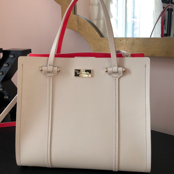 kate spade Handbags - Kate Spade Purse